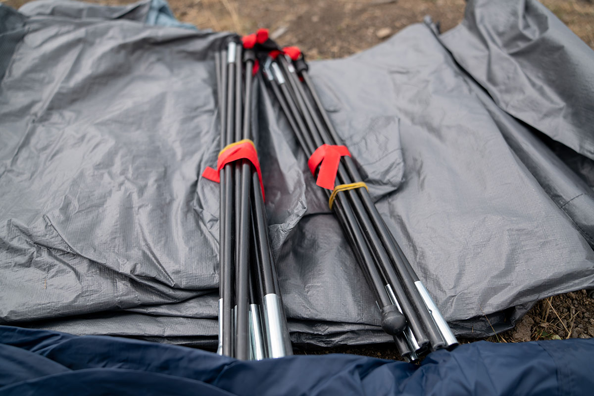 Coleman Skydome 6P camping tent (closeup of poles)